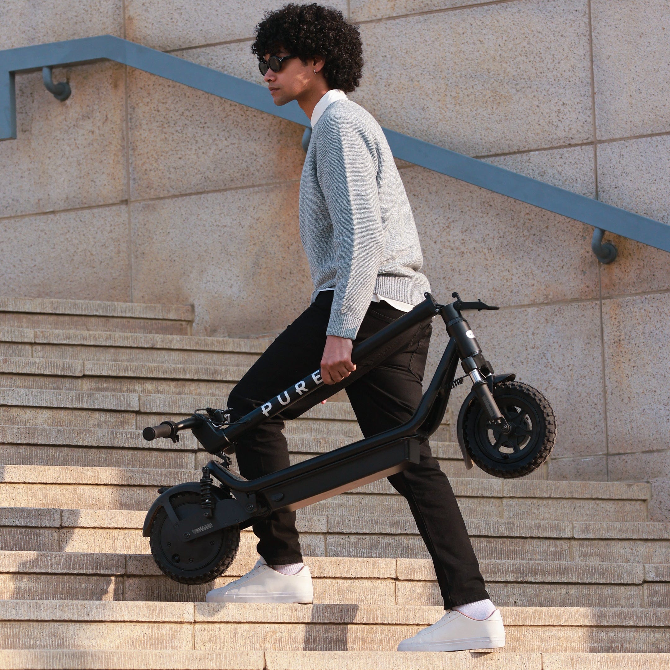 Pure Electric Scooter Black Air⁵ Ultra Suspension