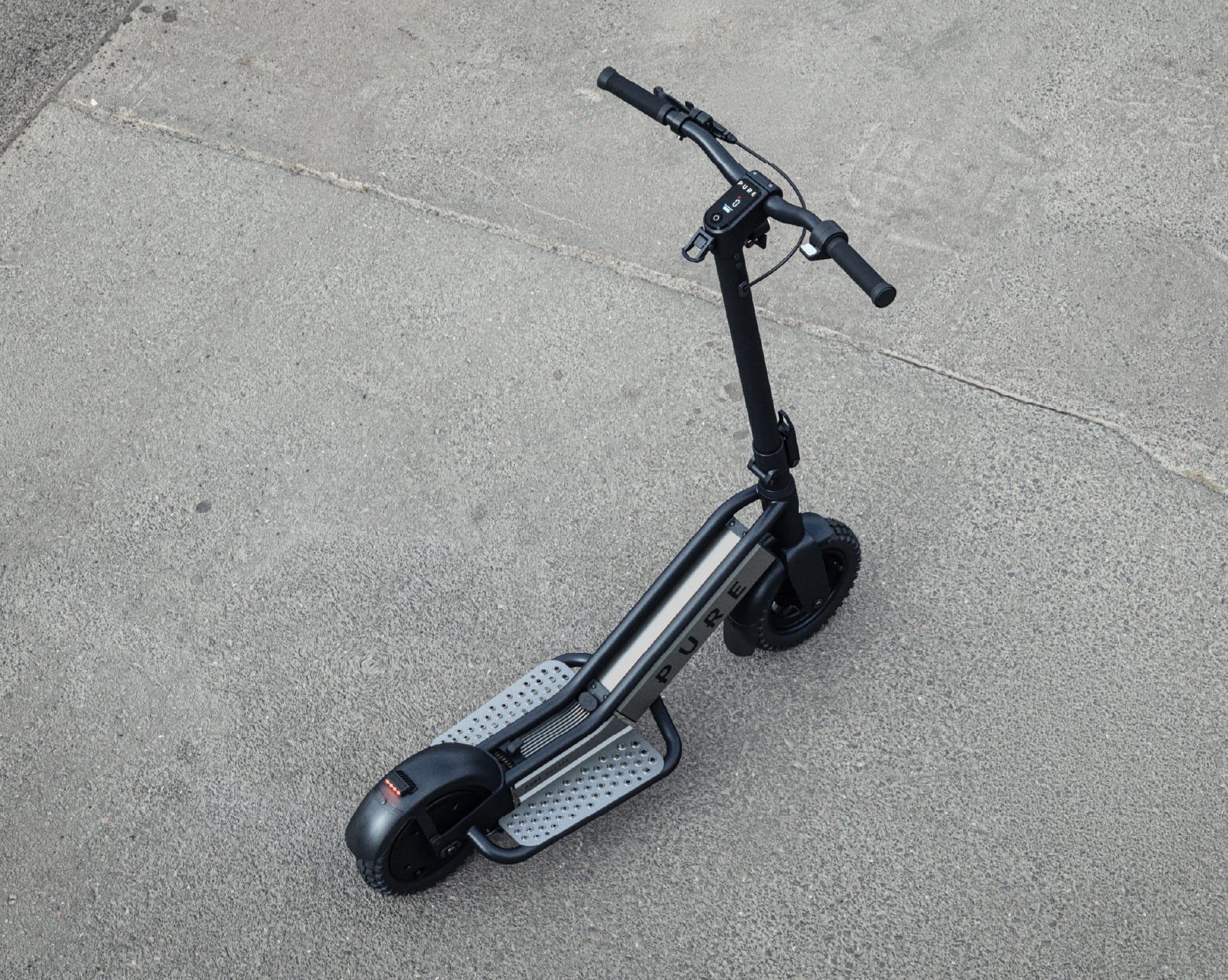 Pure Electric Scooter Black & Gunmetal Escape